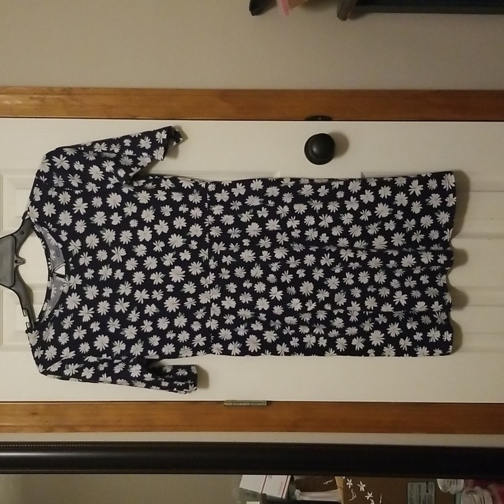 Old Navy Dress with daisy print